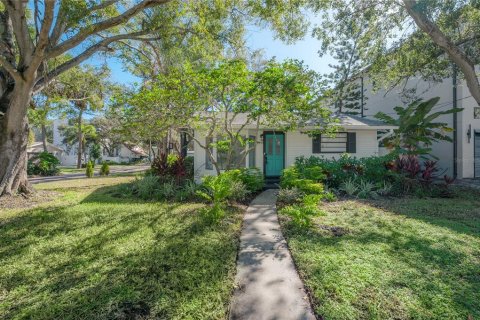 Casa en venta en Tampa, Florida, 3 dormitorios, 152.17 m2 № 2425973 - foto 24