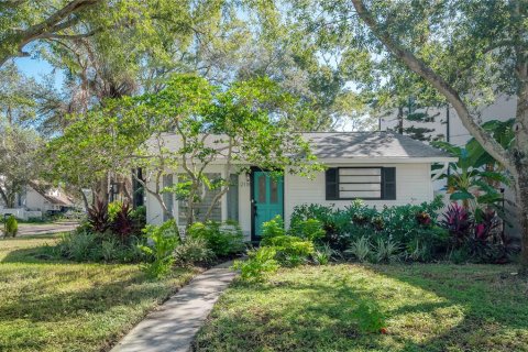 Casa en Tampa, Florida 3 dormitorios, 152.17 m2 № 2425973