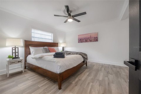 Casa en venta en Tampa, Florida, 3 dormitorios, 152.17 m2 № 2425973 - foto 13