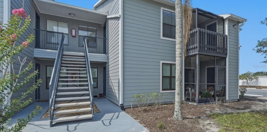Condo in Casselberry, Florida, 3 bedrooms № 2227327