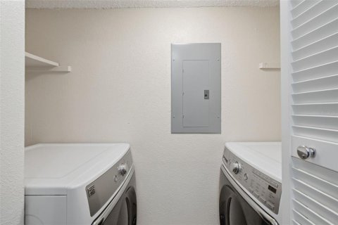 Condo in Casselberry, Florida, 3 bedrooms № 2227327 - photo 22