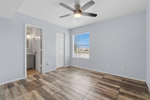 Condo in Casselberry, Florida, 3 bedrooms № 2227327 - photo 11
