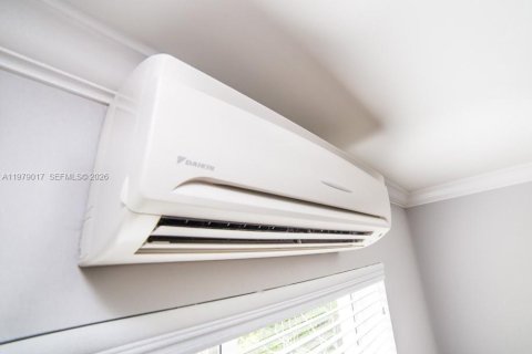 Снять в аренду квартиру в Майами, Флорида 31.12м2, № 2044715 - фото 7