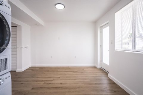 Appartement à louer à Miami, Floride: 1 chambre № 2045765 - photo 7