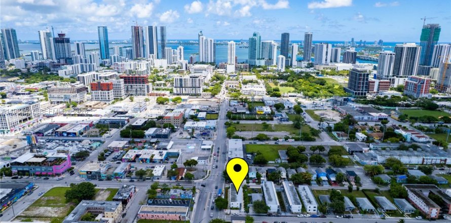 Appartement à Miami, Floride 1 chambre № 2045765