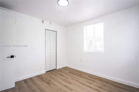 Appartement à louer à Miami, Floride: 1 chambre № 2045765 - photo 9