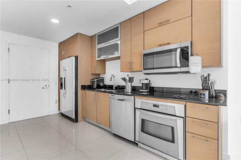 Copropriété à vendre à Miami, Floride: 1 chambre, 81.38 m2 № 1863482 - photo 9