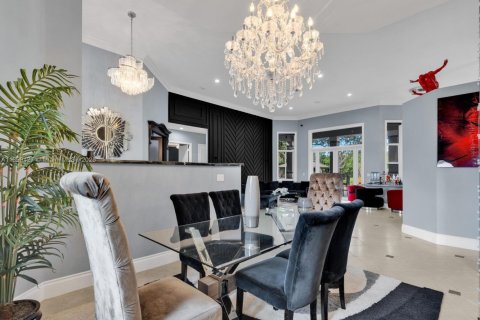 Купить виллу или дом в Дейви, Флорида 5 спален, 383.69м2, № 1951929 - фото 13