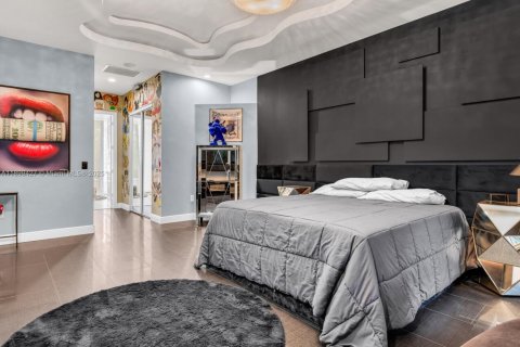 Купить виллу или дом в Дейви, Флорида 5 спален, 383.69м2, № 1951929 - фото 29