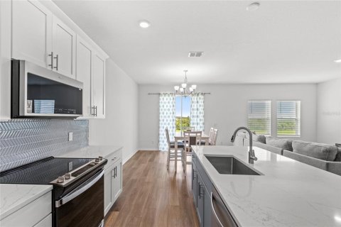 House in Minneola, Florida 5 bedrooms, 259.2 sq.m. № 1899758 - photo 7