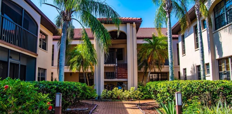 Condominio en Punta Gorda, Florida, 2 dormitorios № 1919071