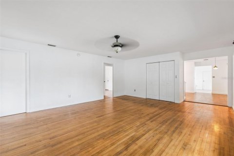 Villa ou maison à vendre à Winter Park, Floride: 3 chambres, 139.17 m2 № 2298294 - photo 8