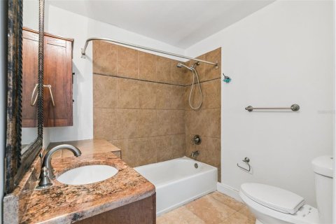 Villa ou maison à vendre à Winter Park, Floride: 3 chambres, 139.17 m2 № 2298294 - photo 22