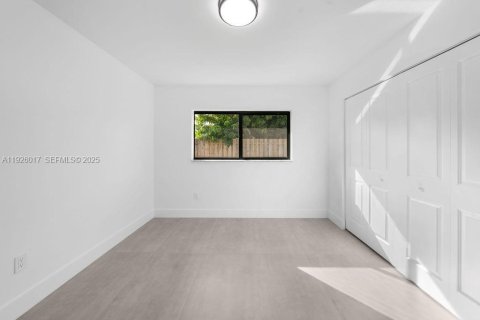 Купить виллу или дом в Майами, Флорида 3 спальни, 115.29м2, № 1984352 - фото 9