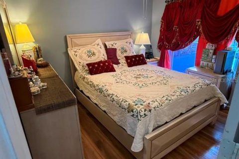 Villa ou maison à vendre à Kissimmee, Floride: 2 chambres, 69.68 m2 № 2195851 - photo 10