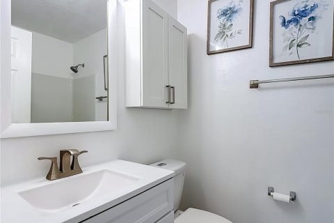 Touwnhouse à vendre à Kissimmee, Floride: 2 chambres, 121.14 m2 № 2388942 - photo 26