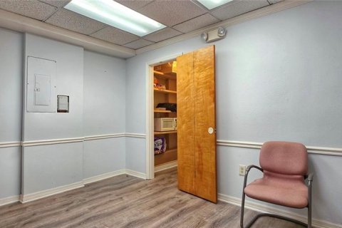Immobilier commercial à vendre à Dunedin, Floride: 97.55 m2 № 2155424 - photo 14
