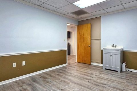Immobilier commercial à vendre à Dunedin, Floride: 97.55 m2 № 2155424 - photo 10