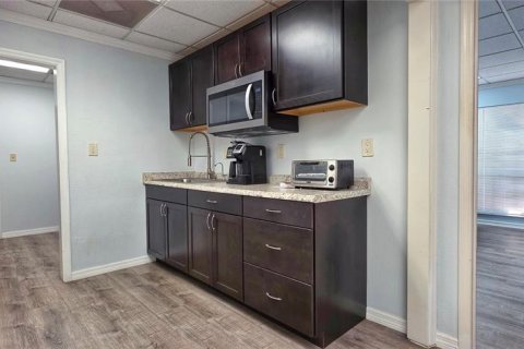 Immobilier commercial à vendre à Dunedin, Floride: 97.55 m2 № 2155424 - photo 7