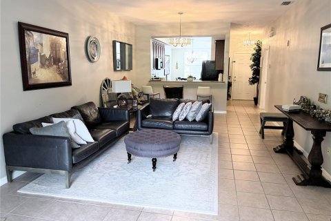 Copropriété à vendre à Orlando, Floride: 2 chambres, 123.19 m2 № 2398739 - photo 5