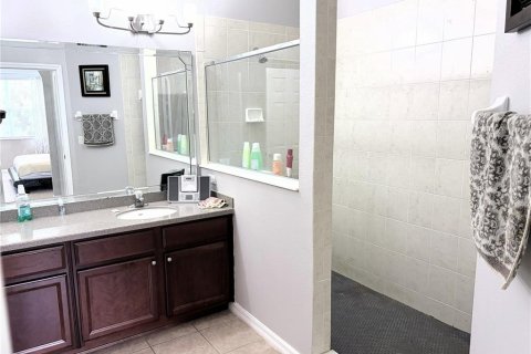 Copropriété à vendre à Orlando, Floride: 2 chambres, 123.19 m2 № 2398739 - photo 12