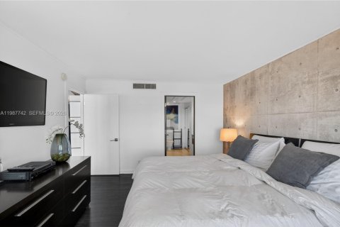 Купить кондоминиум в Майами-Бич, Флорида 1 спальня, 84.54м2, № 2051841 - фото 12