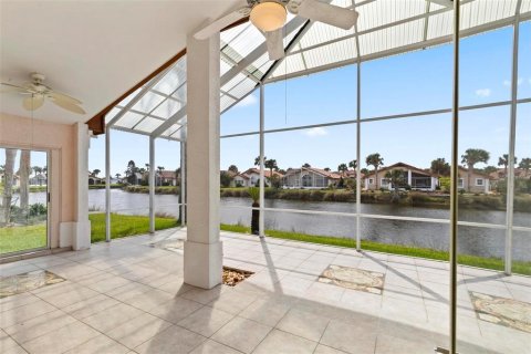 Casa en alquiler en Palm Coast, Florida, 3 dormitorios, 171.31 m2 № 2093609 - foto 5