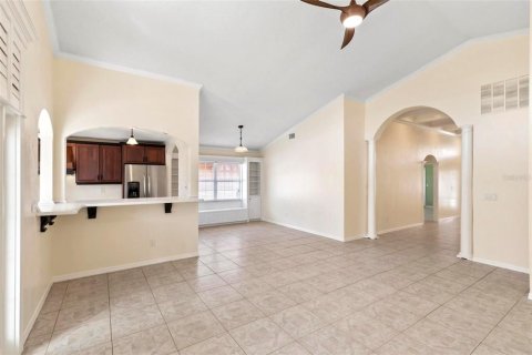 Casa en alquiler en Palm Coast, Florida, 3 dormitorios, 171.31 m2 № 2093609 - foto 3
