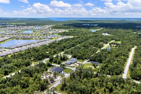 Casa en venta en Port Charlotte, Florida, 3 dormitorios, 165.64 m2 № 1902038 - foto 3
