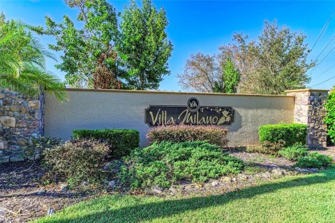 House in Port Charlotte, Florida 5 bedrooms, 271.27 sq.m. № 1650572 - photo 3