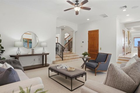 House in Saint Petersburg, Florida 5 bedrooms, 543.01 sq.m. № 2097427 - photo 30