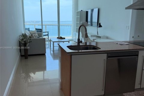 Condominio en alquiler en Miami, Florida, 1 dormitorio, 75.34 m2 № 2305744 - foto 9
