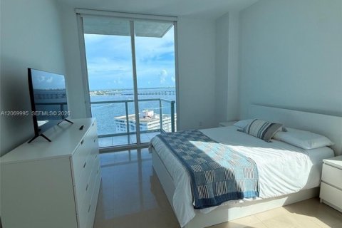 Condominio en alquiler en Miami, Florida, 1 dormitorio, 75.34 m2 № 2305744 - foto 5