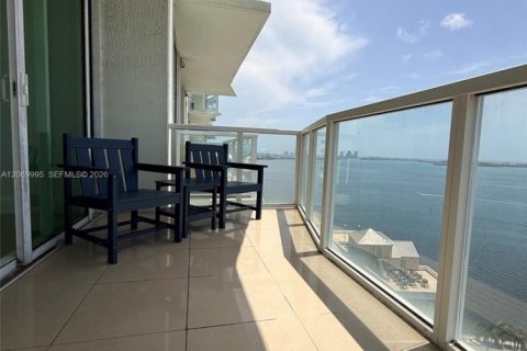 Condominio en alquiler en Miami, Florida, 1 dormitorio, 75.34 m2 № 2305744 - foto 10