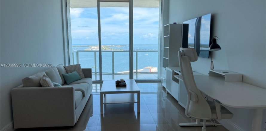Condominio en Miami, Florida, 1 dormitorio  № 2305744