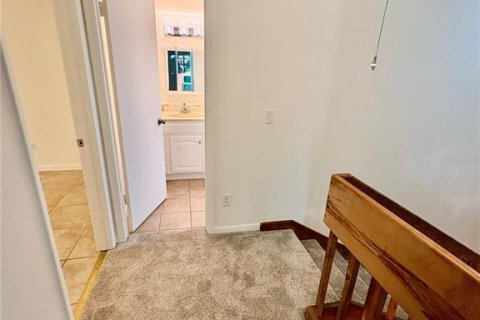 Townhouse in New Smyrna Beach, Florida 3 bedrooms, 161.28 sq.m. № 2224472 - photo 19