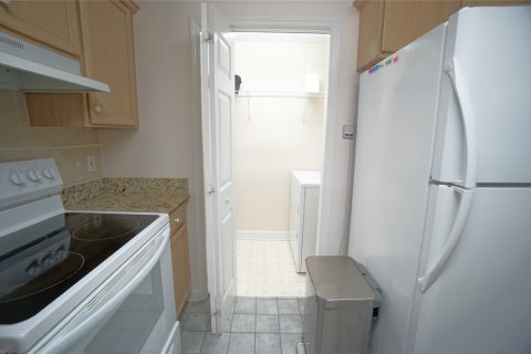 Condominio en alquiler en Tampa, Florida, 2 dormitorios, 94.95 m2 № 2195867 - foto 8