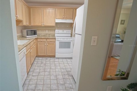 Condominio en alquiler en Tampa, Florida, 2 dormitorios, 94.95 m2 № 2195867 - foto 7