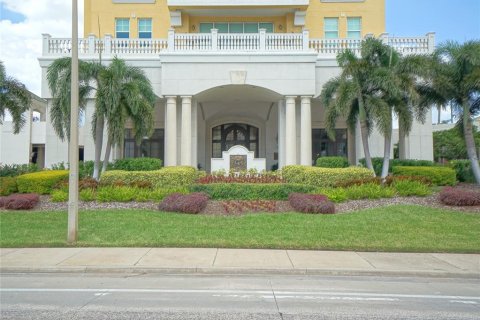Condominio en alquiler en Tampa, Florida, 2 dormitorios, 94.95 m2 № 2195867 - foto 13