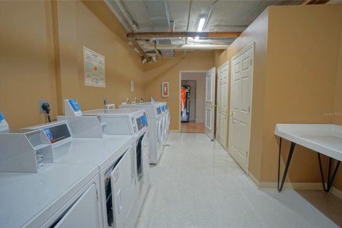 Condominio en alquiler en Tampa, Florida, 2 dormitorios, 94.95 m2 № 2195867 - foto 19