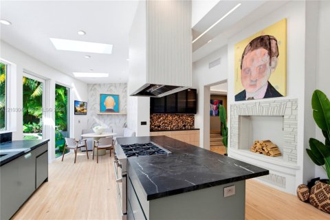 Casa en venta en Miami Shores, Florida, 4 dormitorios, 256.13 m2 № 2412484 - foto 14