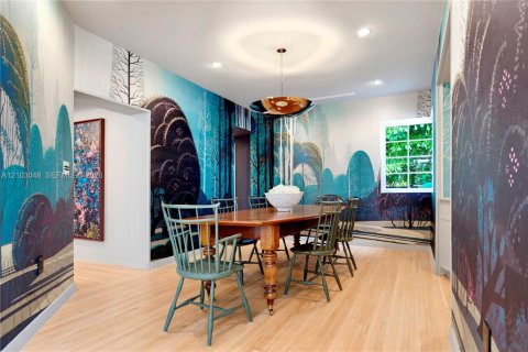 Casa en venta en Miami Shores, Florida, 4 dormitorios, 256.13 m2 № 2412484 - foto 18