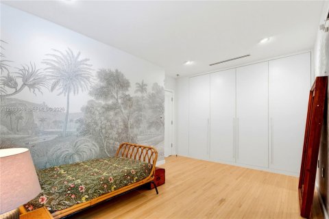 Casa en venta en Miami Shores, Florida, 4 dormitorios, 256.13 m2 № 2412484 - foto 28