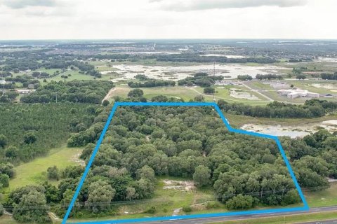 Terreno en venta en Clermont, Florida № 1902759 - foto 1