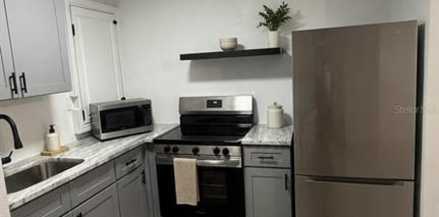 Villa ou maison à Orlando, Floride 1 chambre, 60.39 m2 № 2410470