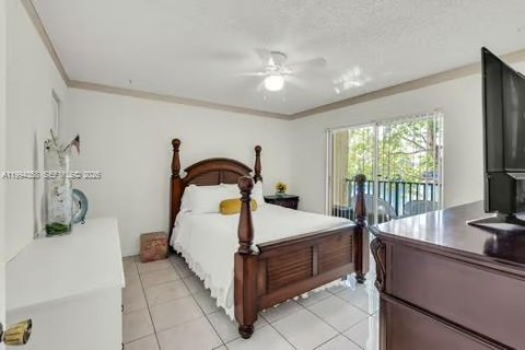 Condo in Miami, Florida, 2 bedrooms  № 2089403 - photo 18