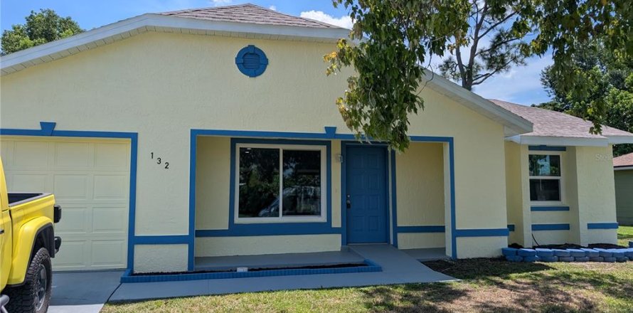 House in Kissimmee, Florida 2 bedrooms, 72.65 sq.m. № 1917328