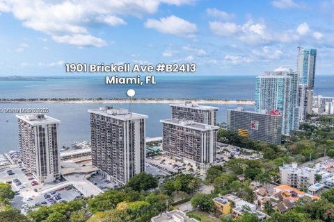 Купить кондоминиум в Майами, Флорида 2 спальни, 136.29м2, № 1976833 - фото 22