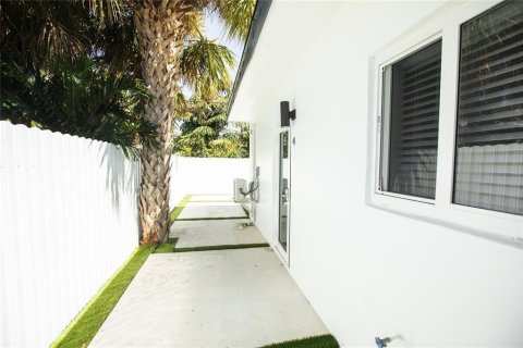 Apartment in Fort Lauderdale, Florida 1 bedroom, 71.07 sq.m. № 2262907 - photo 6