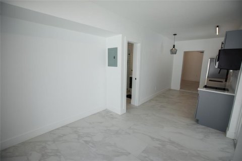 Apartment in Fort Lauderdale, Florida 1 bedroom, 71.07 sq.m. № 2262907 - photo 3